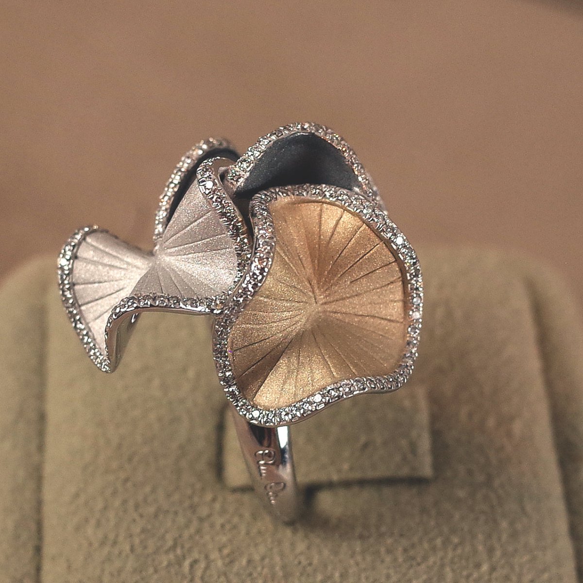 Cammilli Ring Sultana - V. Gasser 1873