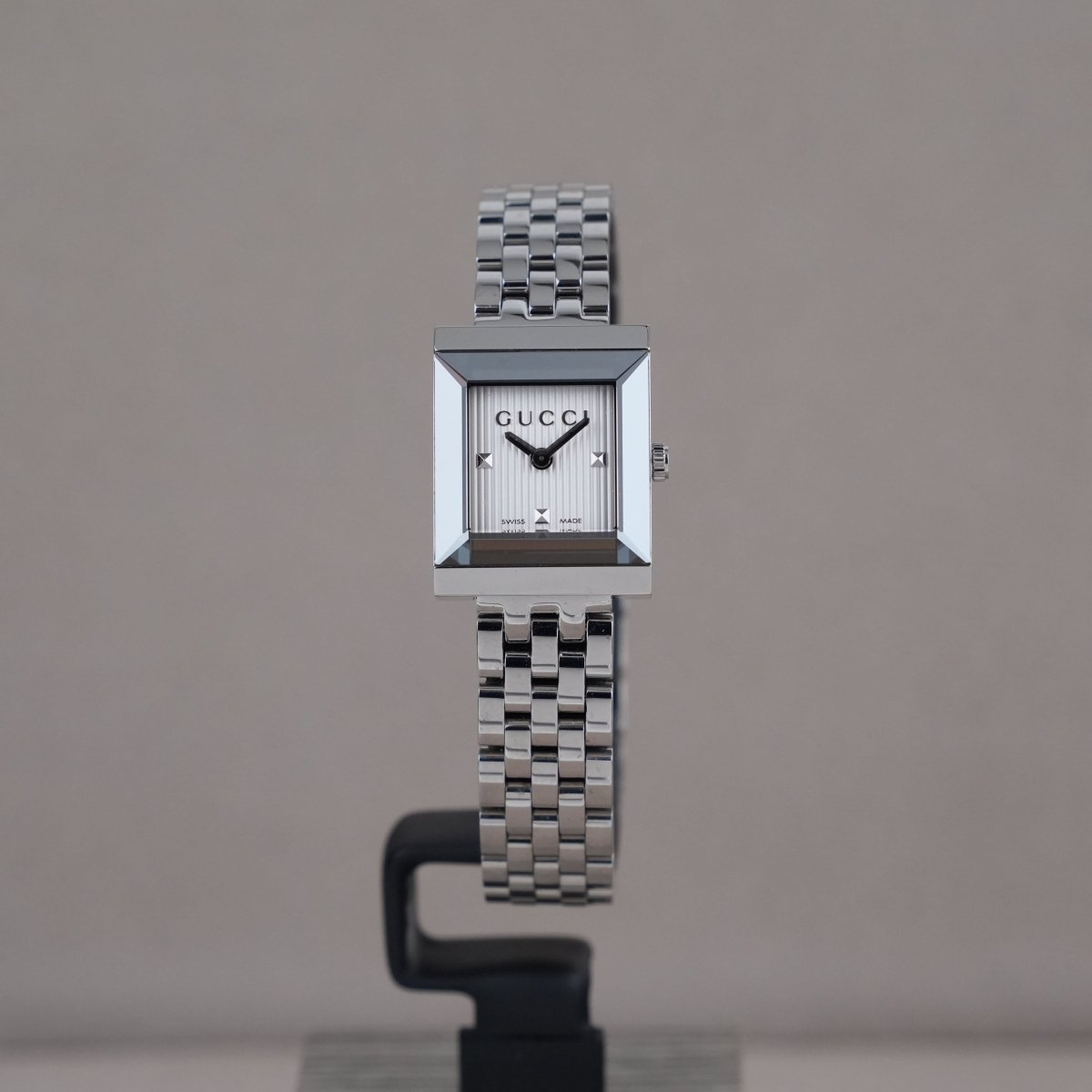 Gucci G-Frame Ladies YA128402