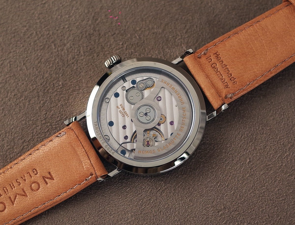 Nomos Tangente neomatik champagner 176 - V. Gasser 1873