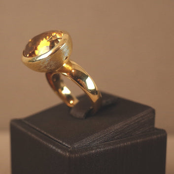 Ring mit gelbem Citrin - V. Gasser 1873