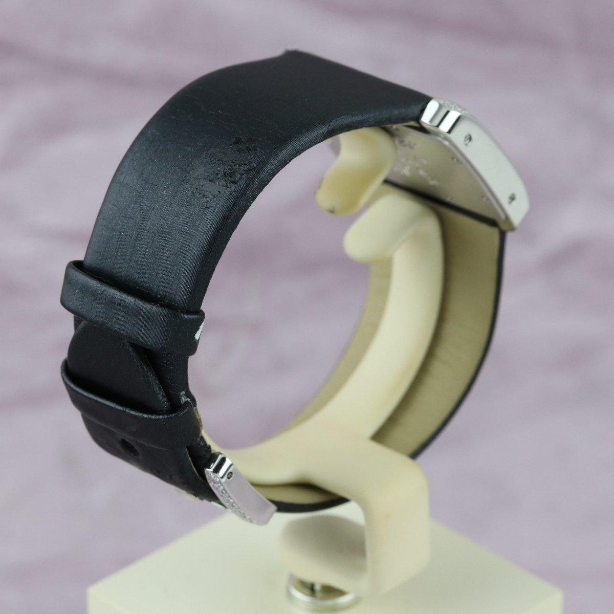 Cartier Tank Divan Factory Diamonds WA301271 - V. Gasser 1873