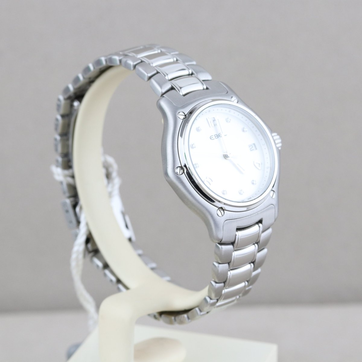 Ebel Classic Wave Diamonds 9087F21 - V. Gasser 1873
