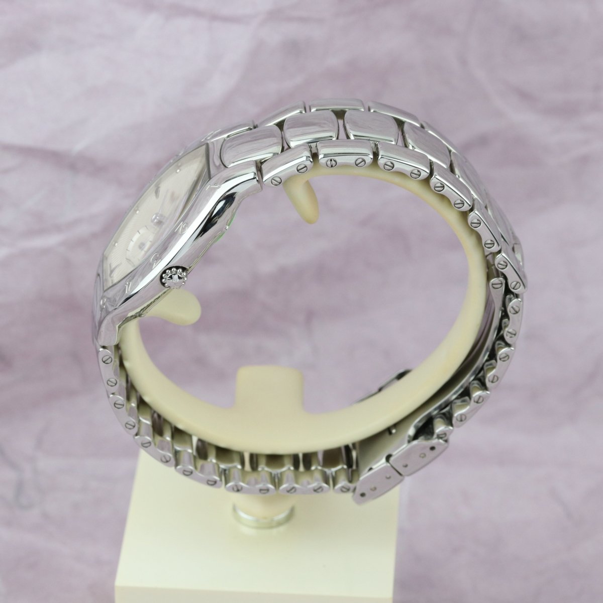 Ebel Lichine Tonneau 9012431 - V. Gasser 1873