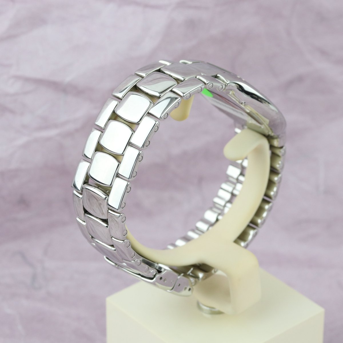 Ebel Lichine Tonneau 9012431 - V. Gasser 1873