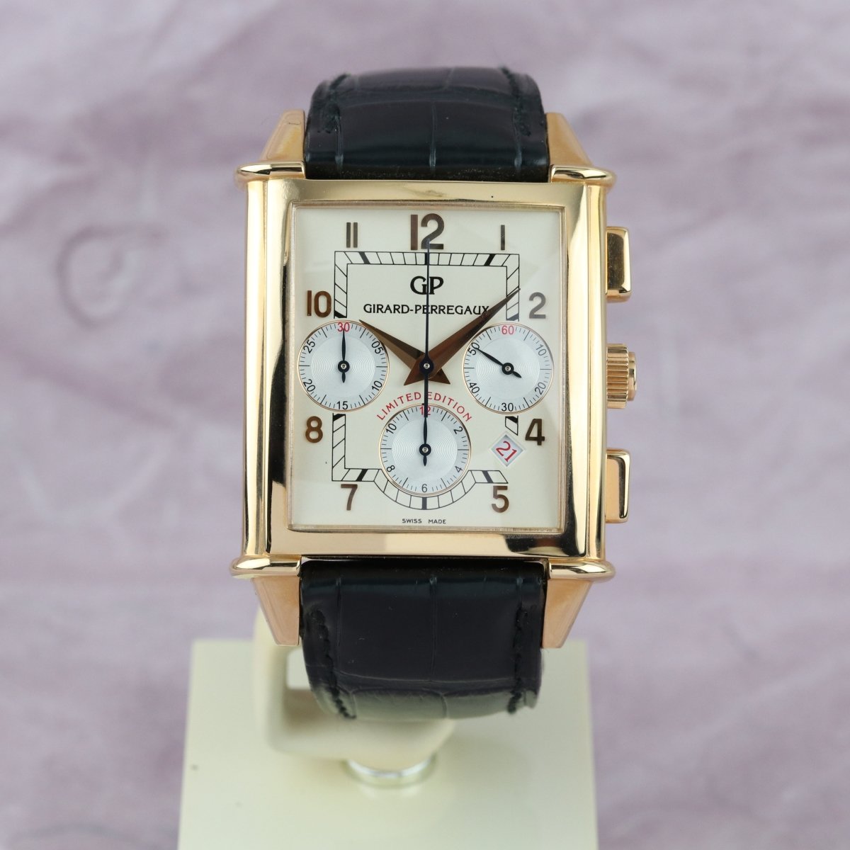 Girard Perregaux Vintage 1945 XXL Chronograph 2584 - V. Gasser 1873