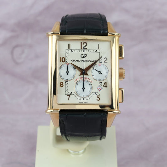 Girard Perregaux Vintage 1945 XXL Chronograph 2584 - V. Gasser 1873