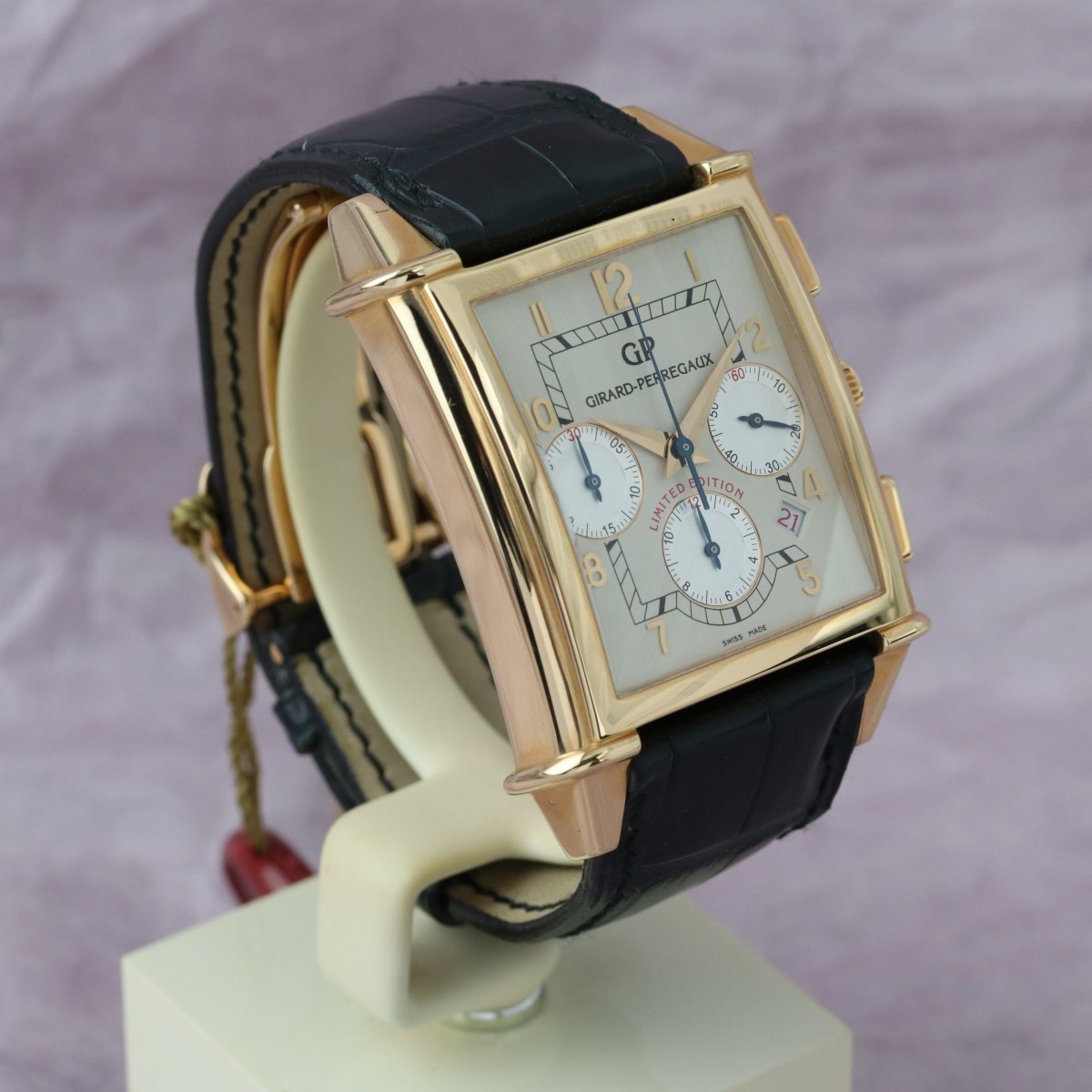 Girard Perregaux Vintage 1945 XXL Chronograph 2584 - V. Gasser 1873