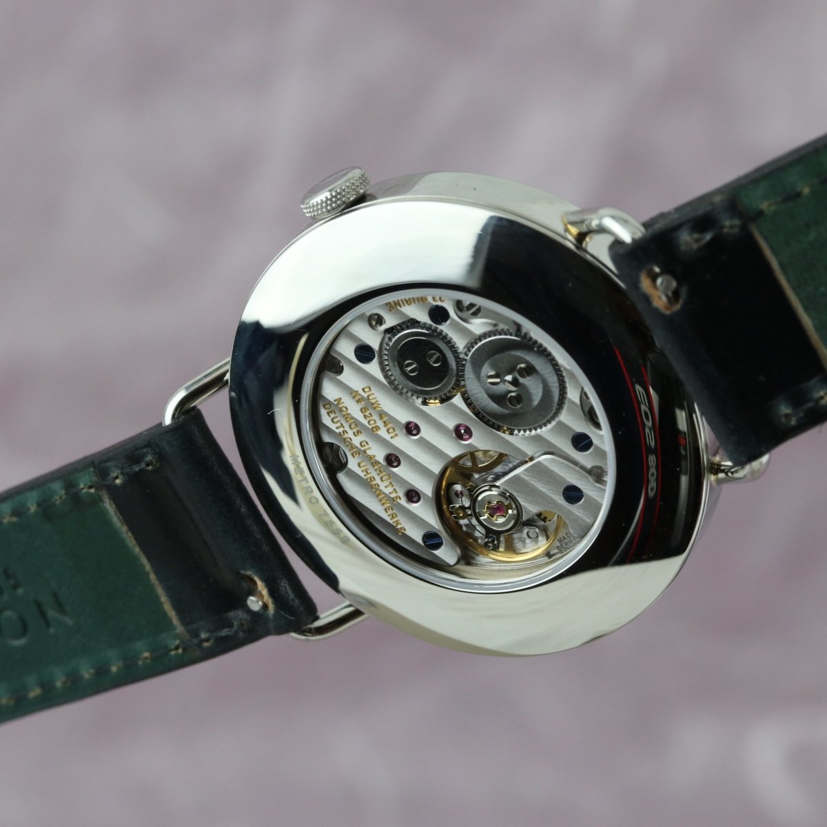 Nomos Metro Date Riserva di carica 1101 - V. Gasser 1873