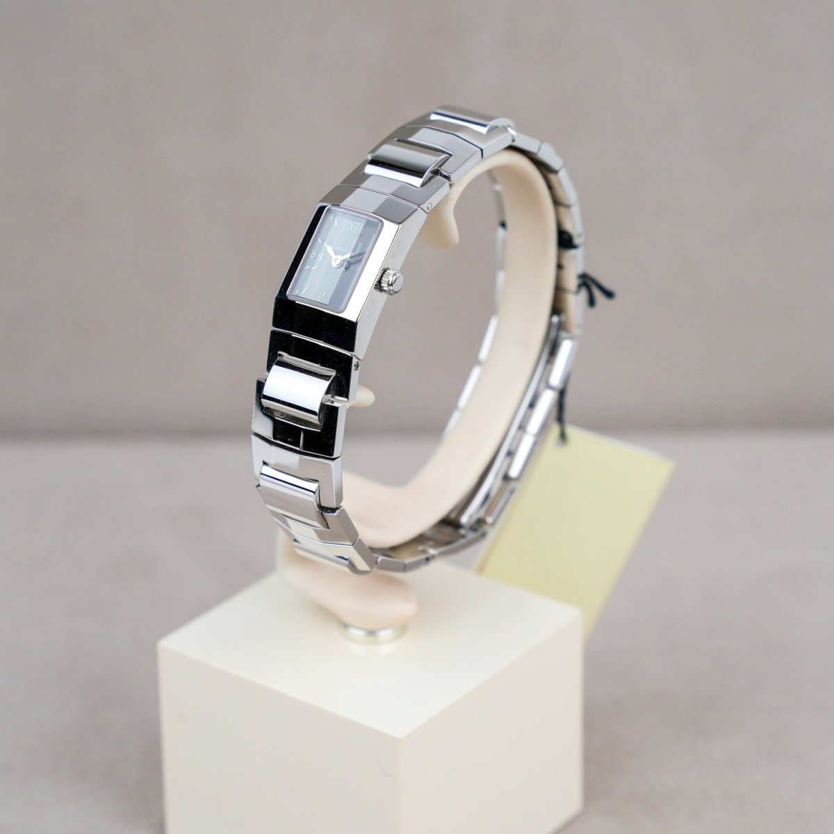 Dunhill Damenuhr DQ1996AZ - V. Gasser 1873