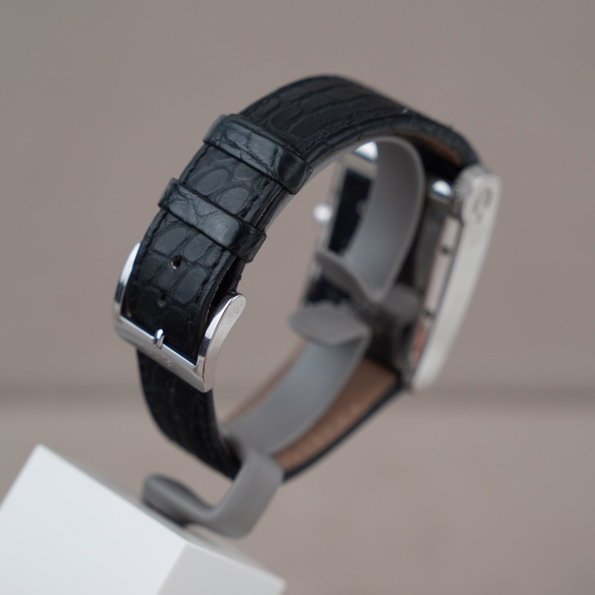 Gucci 8600M Automatic Grey - V. Gasser 1873