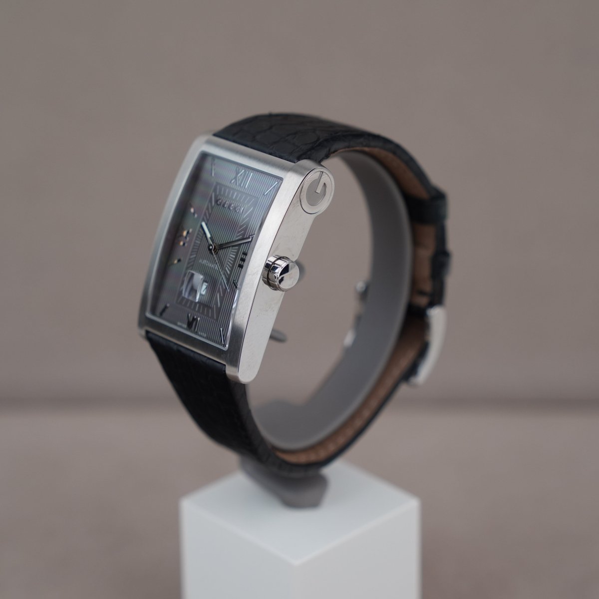 Gucci 8600M Automatic Grey - V. Gasser 1873