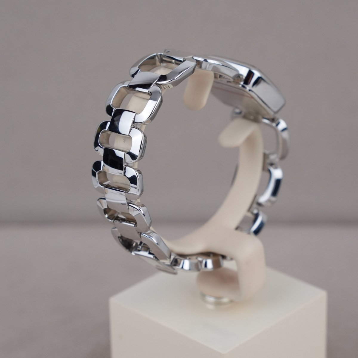 Gucci G - Gucci Ladies YA125502 - V. Gasser 1873