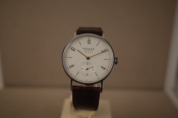 Nomos Tangente neomatik doré 192