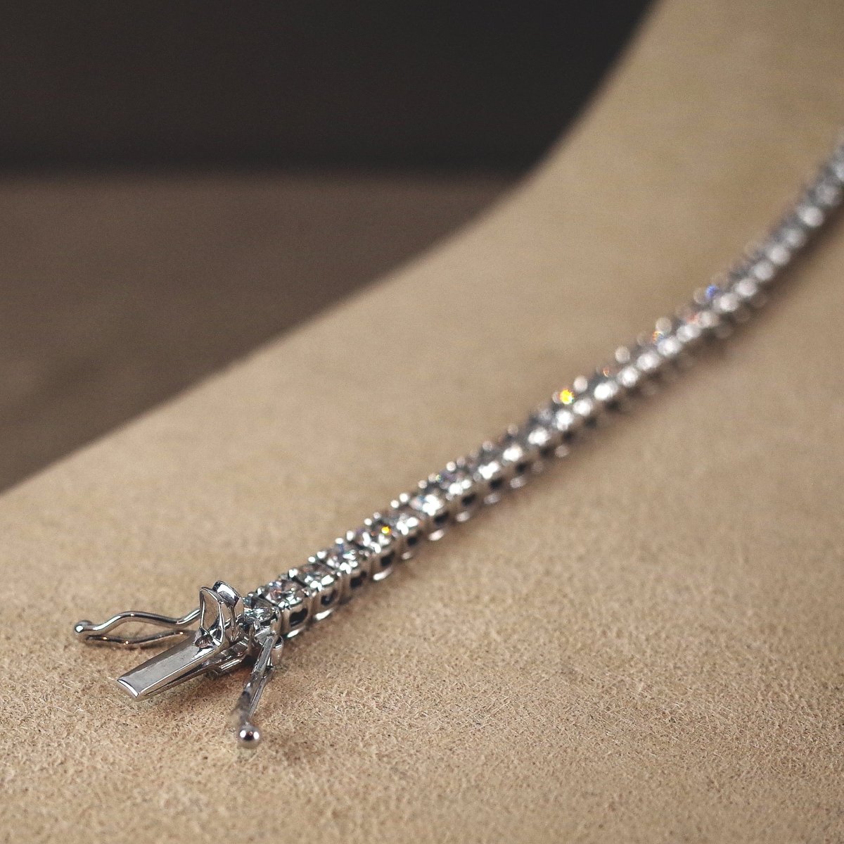 Tennis Armband in Weißgold - V. Gasser 1873