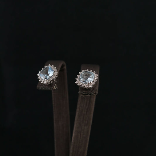 Aquamarin-Ohrstecker mit Brillanten
