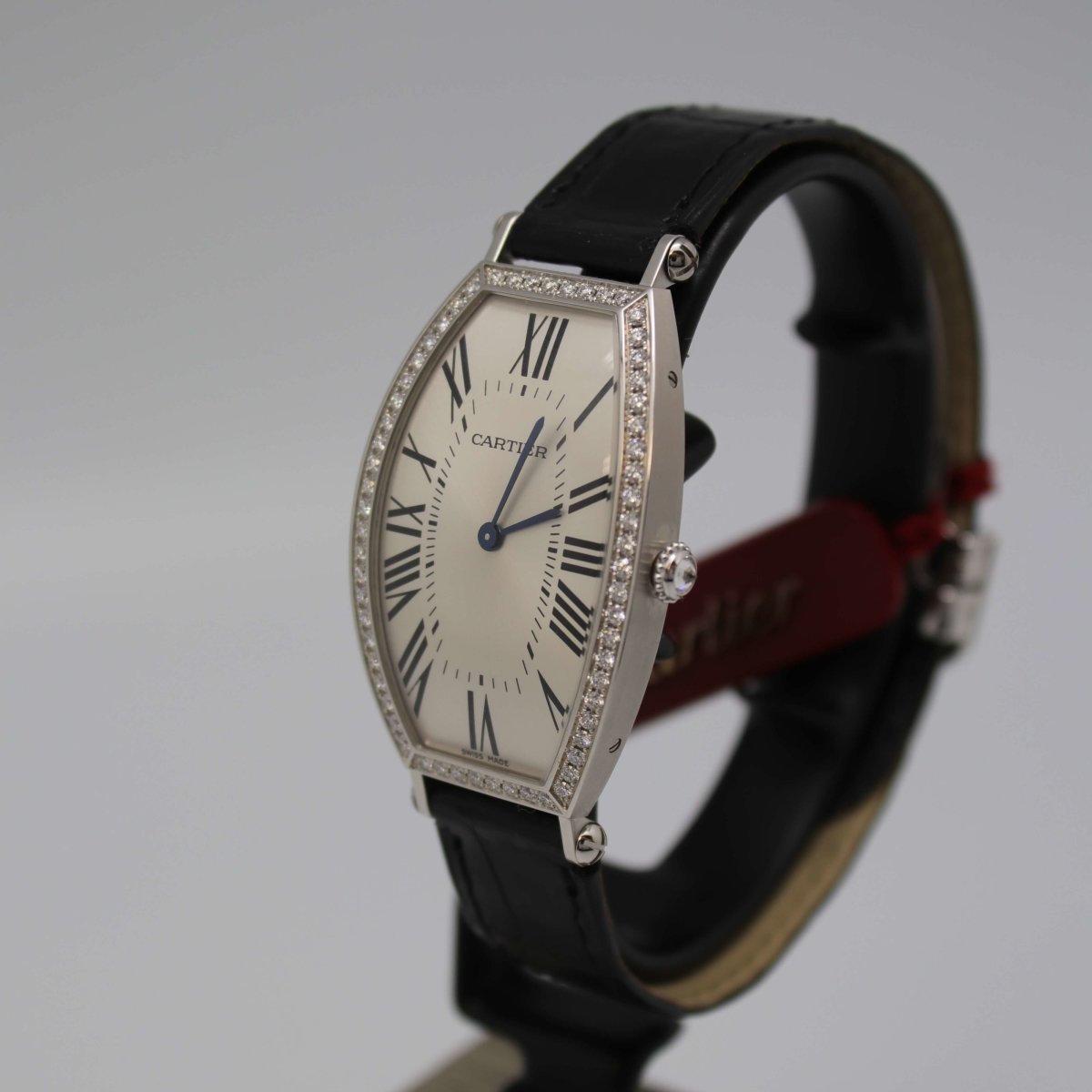 Cartier Tonneau 18kt Weißgold Diamantenbesatz - V. Gasser 1873