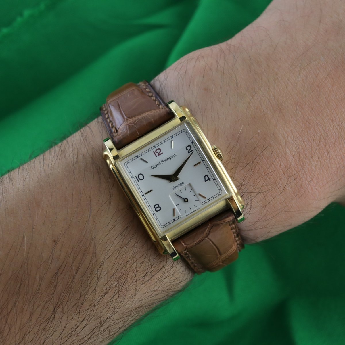 Girard Perregaux Vintage 94 Yellow Gold 2550