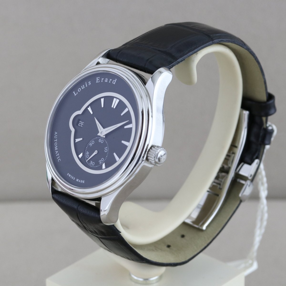 Louis Erard Heritage 92 256 AA 02