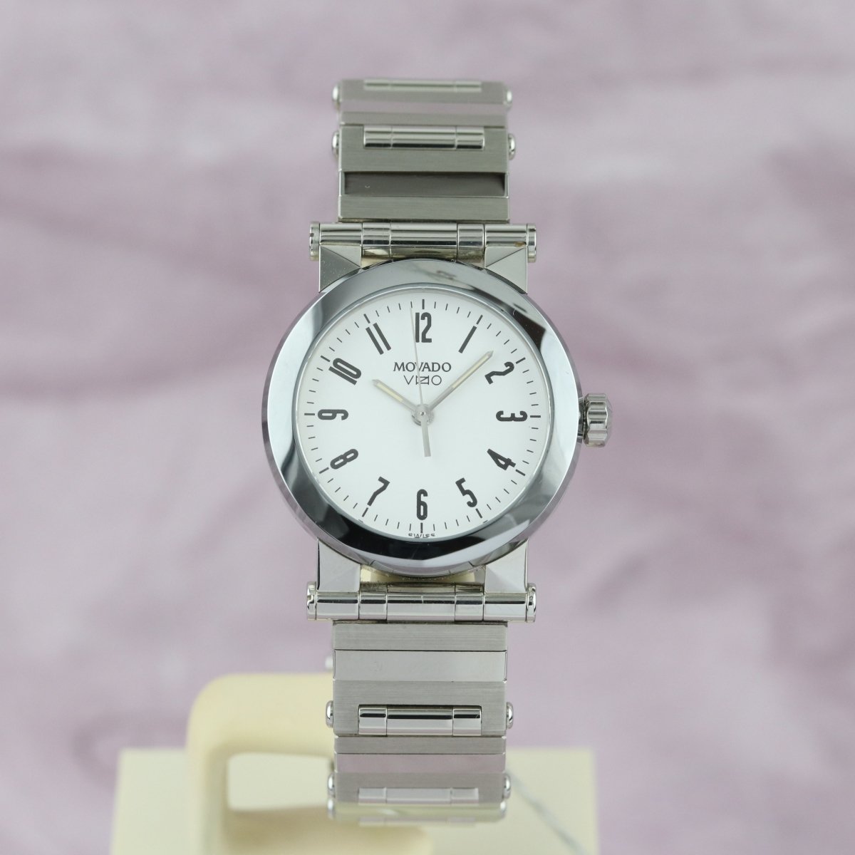 Movado Vizio Quarz weiß 83.E1.0848 - V. Gasser 1873