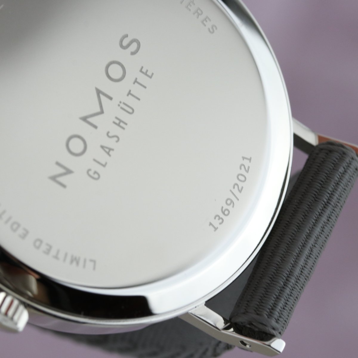 Nomos Tangente 38 – 50 ans de Médecins Sans Frontières "Ärzte ohne Grenzen" Limited Edition 165.S50 - V. Gasser 1873