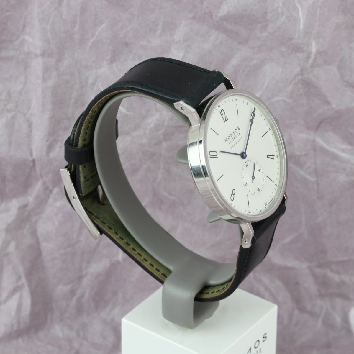 Nomos tangente neomatik 39 2025