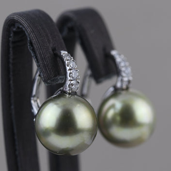 Earrings with green Tahitian pearls and diamonds - V. Gasser 1873