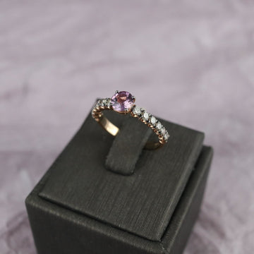 Rotgoldring mit Amethyst - V. Gasser 1873